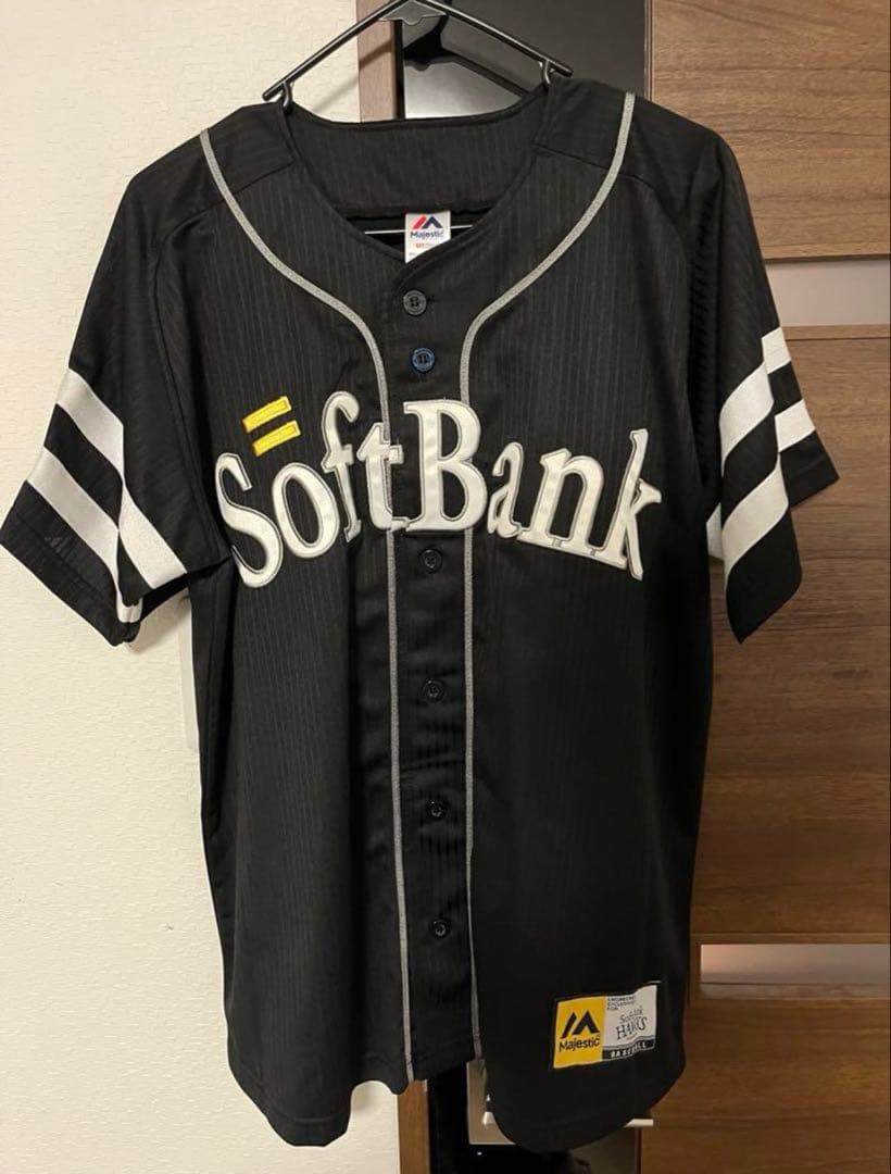 柳田悠岐 ユニフォーム