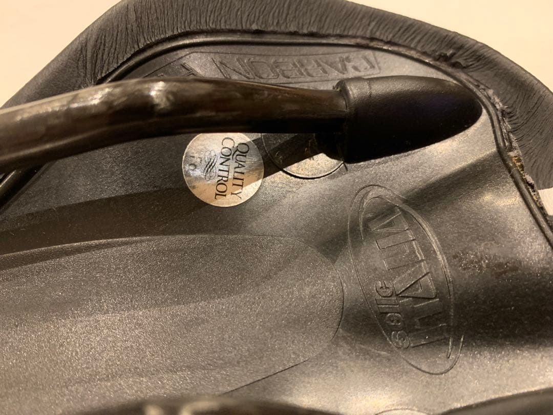 パーツ selle italia SLR CARBONIO 125g