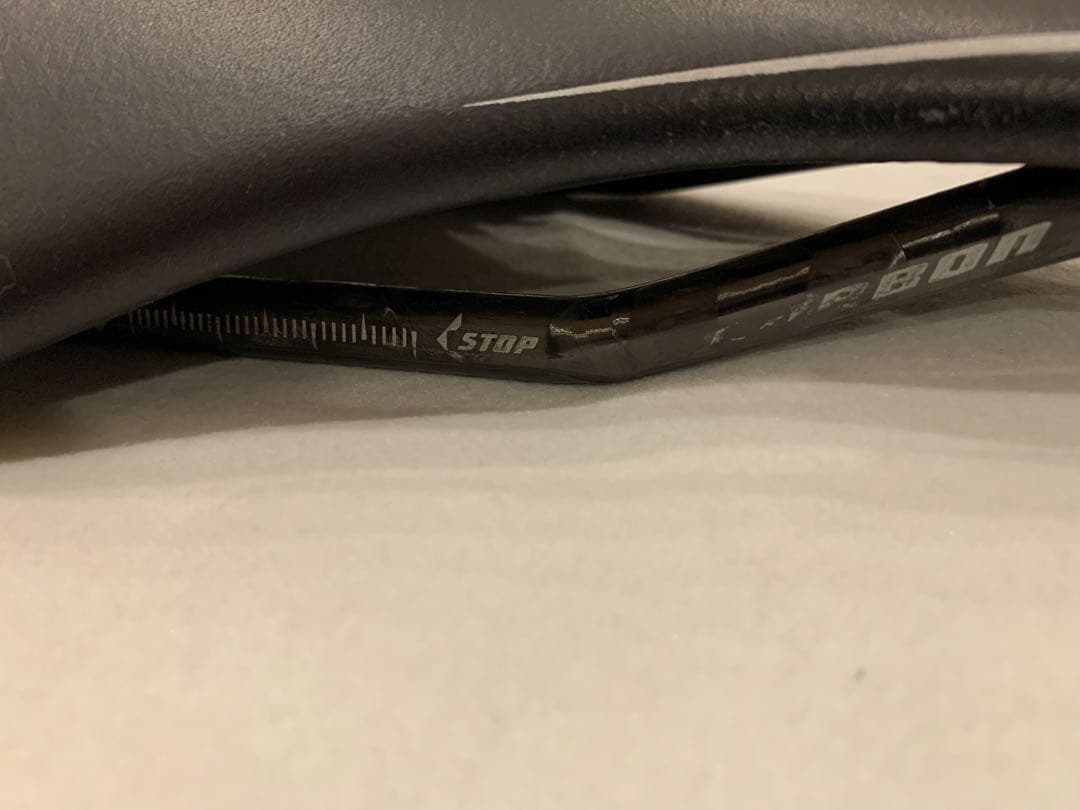 パーツ selle italia SLR CARBONIO 125g