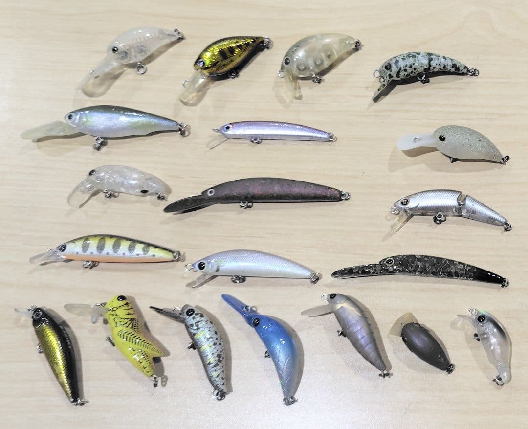 ① トラウト 渓流・管理釣り場用 ルアー 20個 まとめ売り