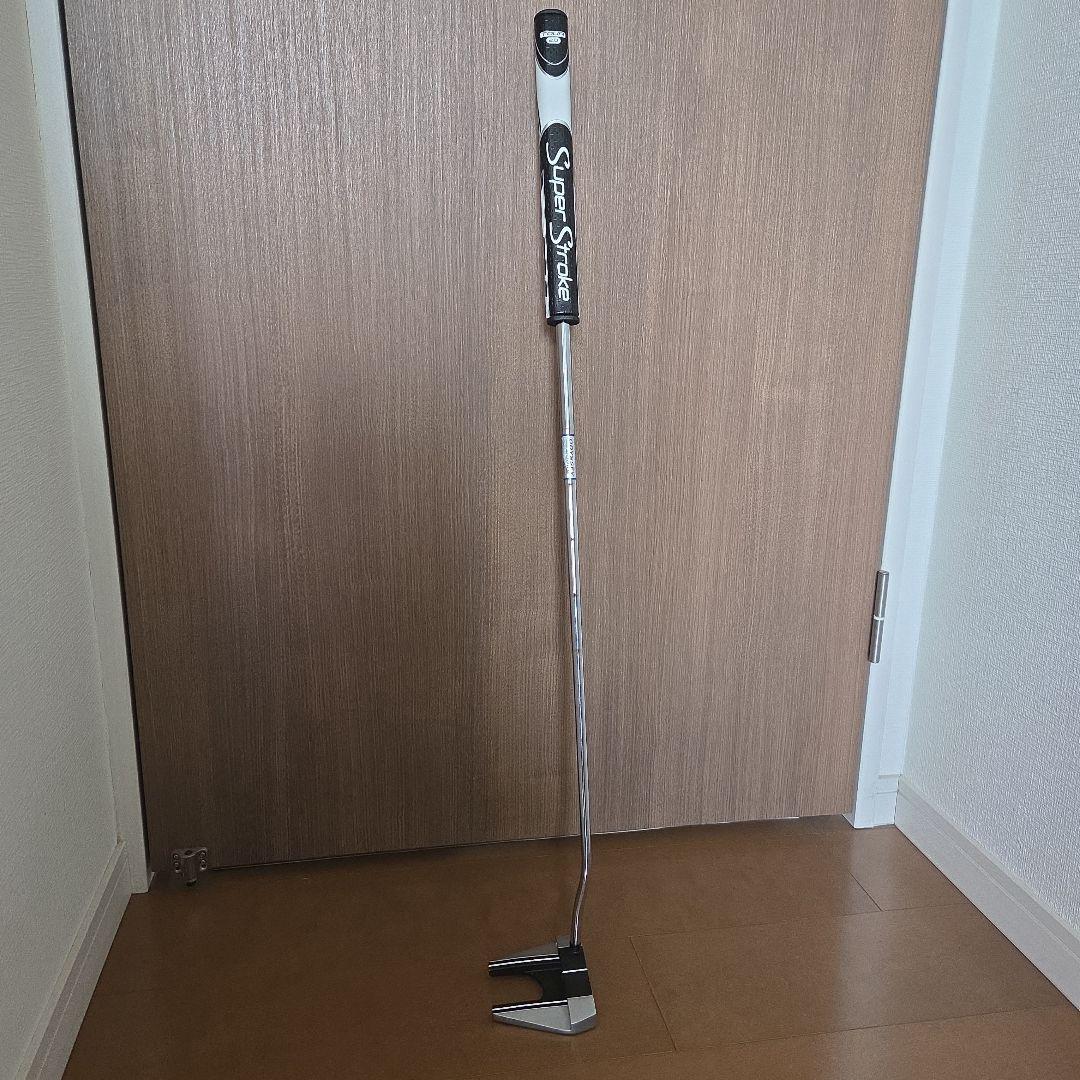 ODYSSEY Versa 7H 34インチ　スーパーストローク（グリップ新品）
