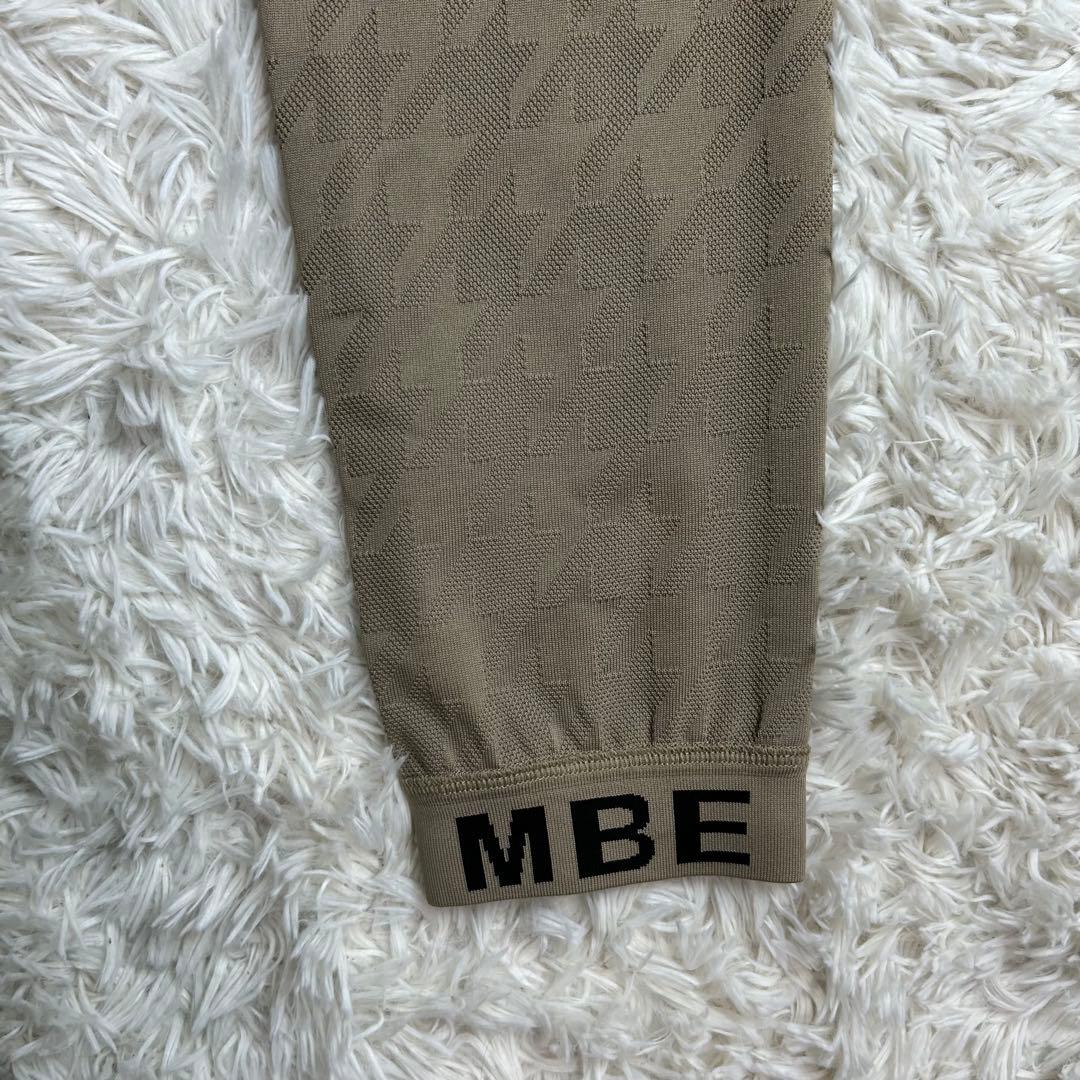 MBE マスターバニー 総柄 ゴルフパンツ ベージュ 4