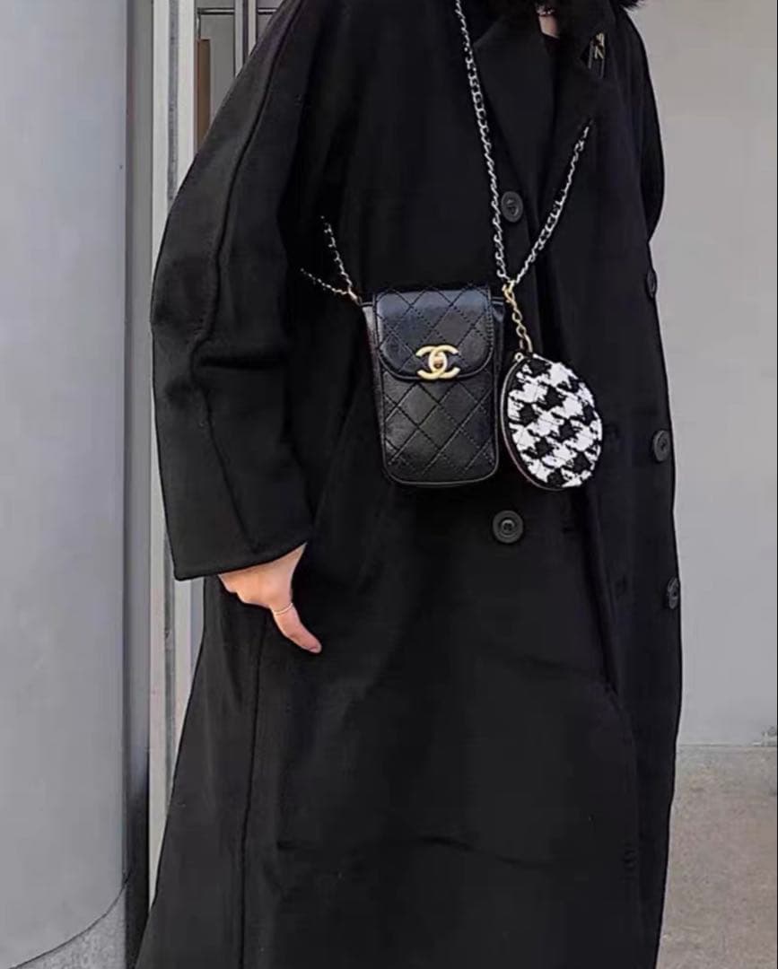 ノベルティ CHANEL キルティングショルダーバッグ　スマホショルダー