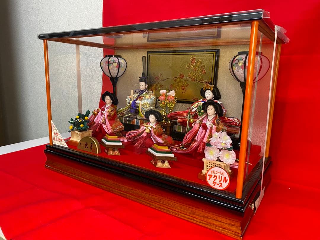 東京久月　雛人形五人飾りアクリルケース入り・間口約５７×奥行約３１×高さ約３８㎝