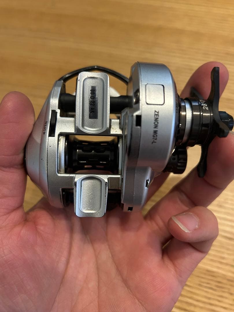 Abu Garcia zenon mg7 アブガルシア　ゼノンmg7 レフト