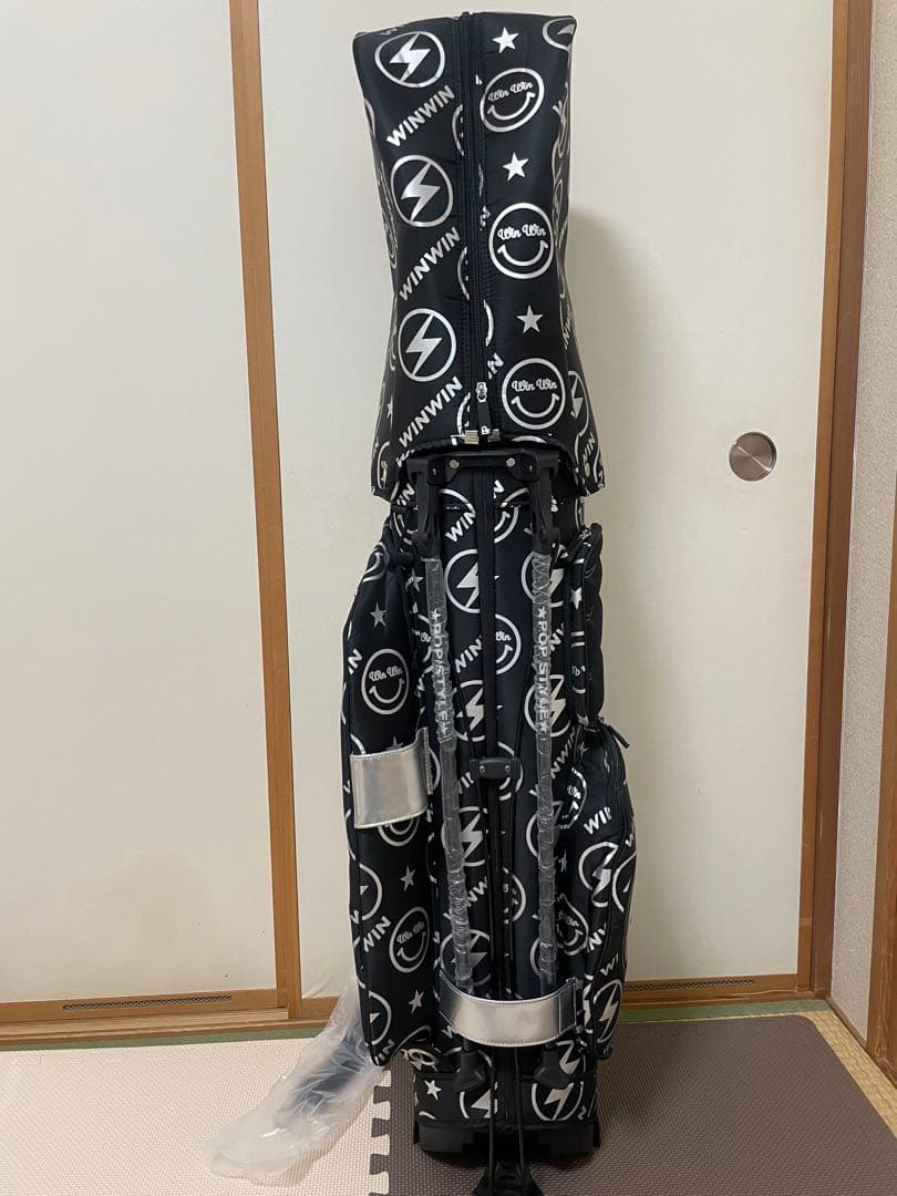 ロゴ入りナイロンキャディバッグ