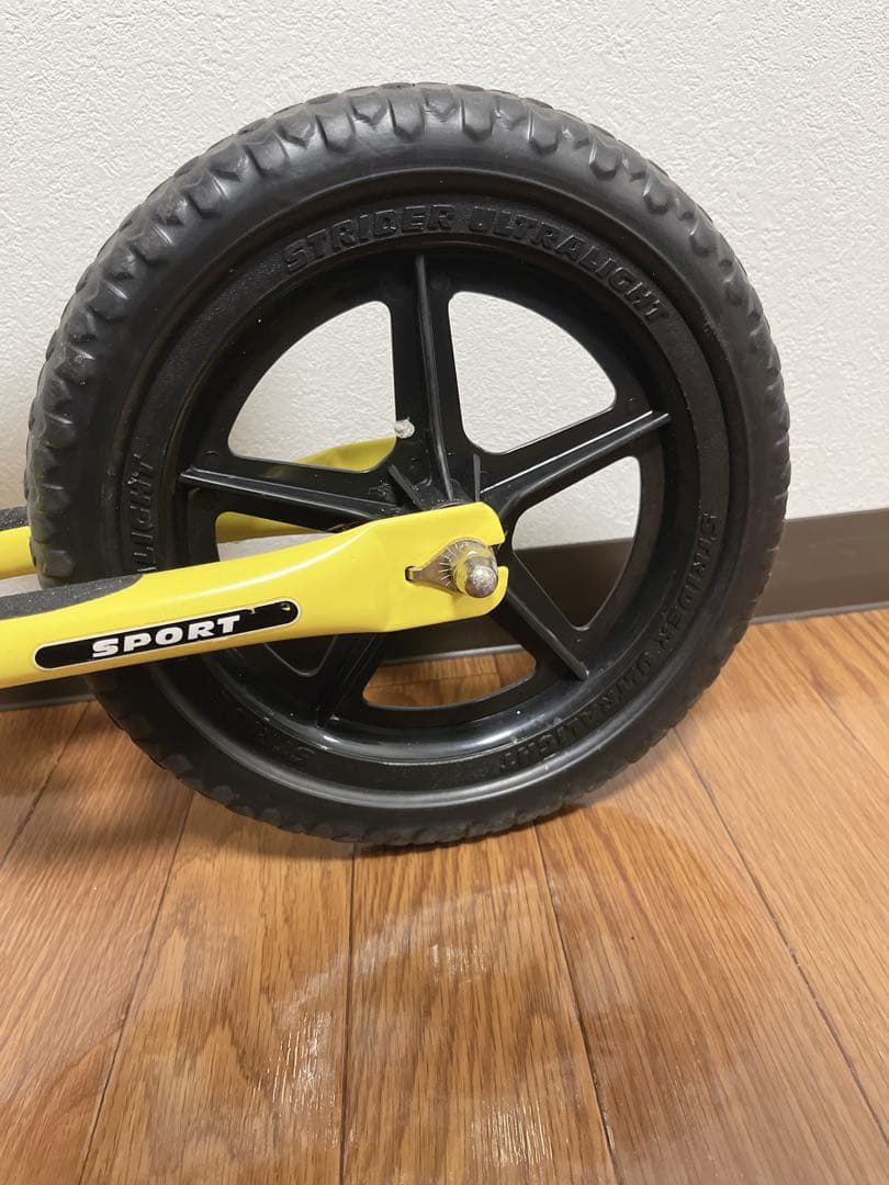 【極美品】STRIDER SPORT イエロー 黄色 12インチ