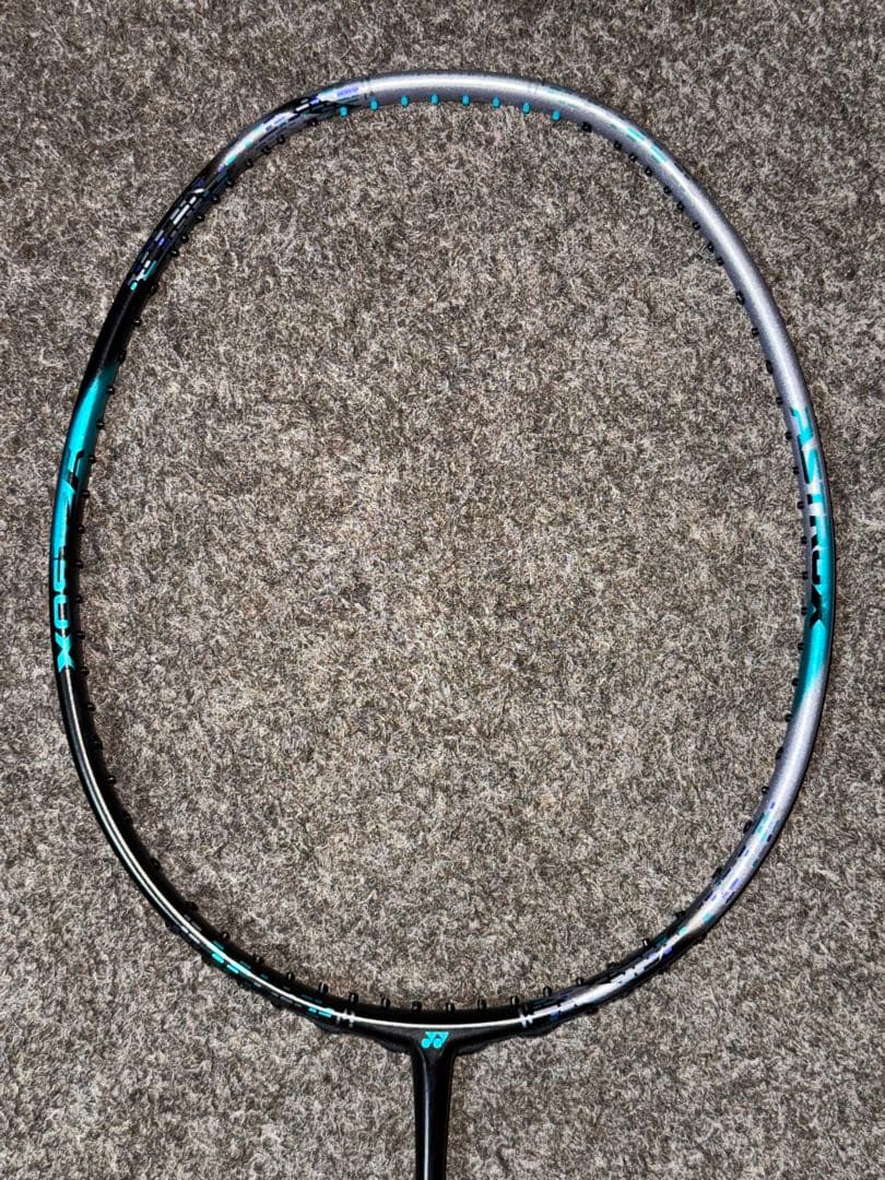 YONEX アストロクス88D PRO ビビあり