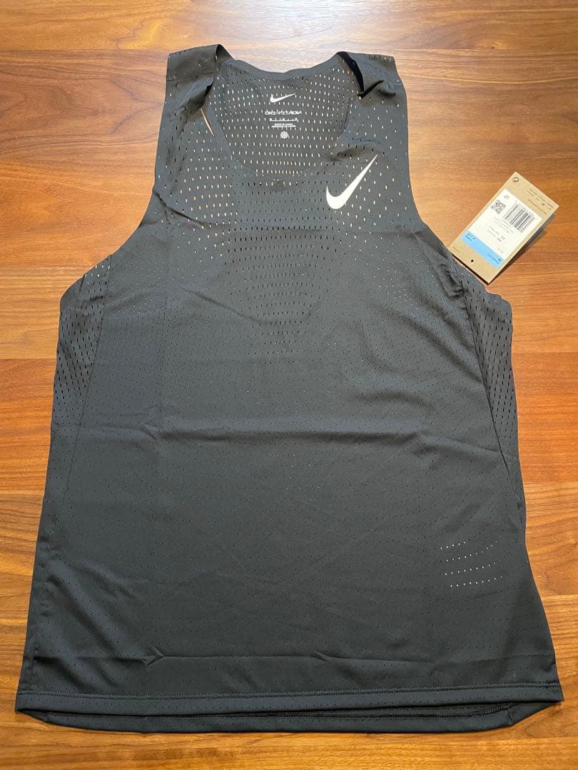 【新品】NIKE エアロスイフト シングレット ブラック Mサイズ