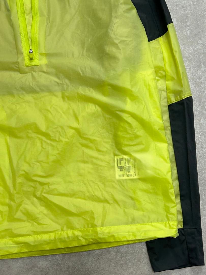 未使用級 Nike Golf 蛍光イエロー ジャケット M ウインドジャケット