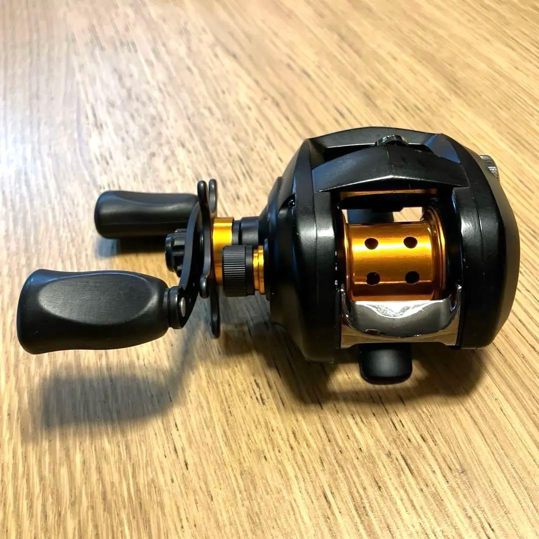 【廃盤希少】DAIWA ダイワ 05 シルバークリーク プレッソ ベイト 左巻