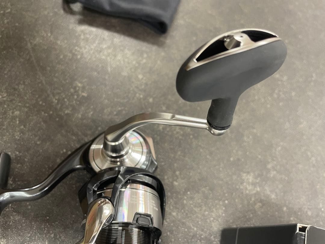 3回のみ使用ダイワ　DAIWA 24セルテート　LT 3000 XH