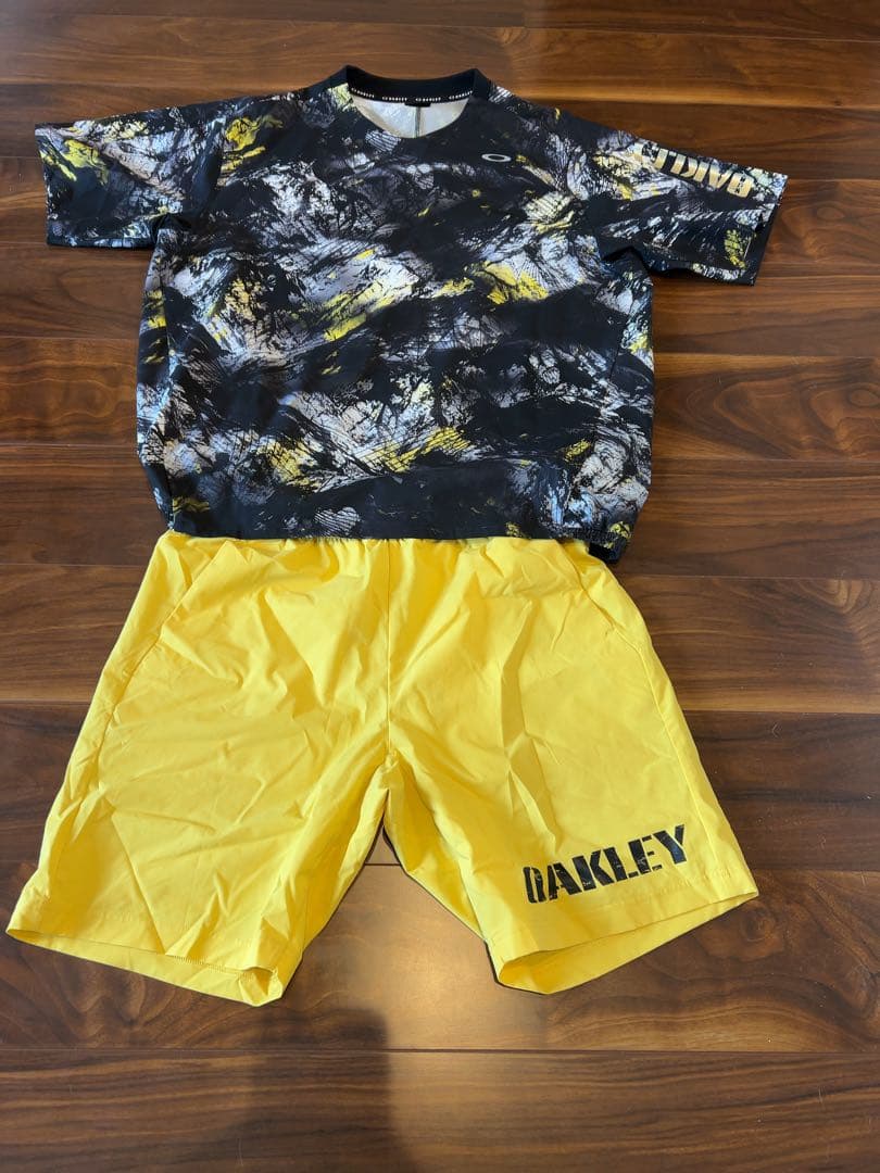 OAKLEY 春夏限定モデル 上下セットアップ サイズ ＸＬ