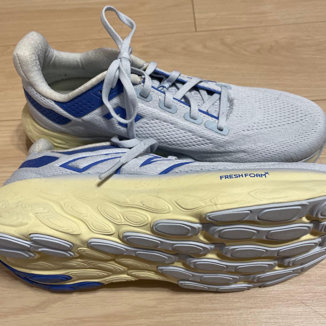 【新品・未使用】new balance FRESH FORM 25cm