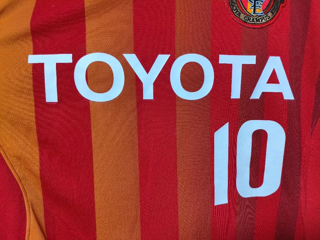 ウェア Nagoya Grampus 2009-2010 #10 Stojkovic