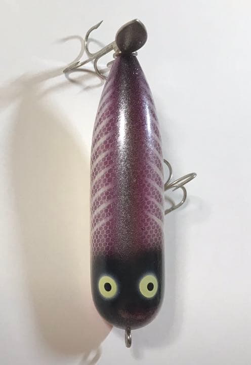 ヘドン　heddon マグナムトーピード。横破れ的目吹目