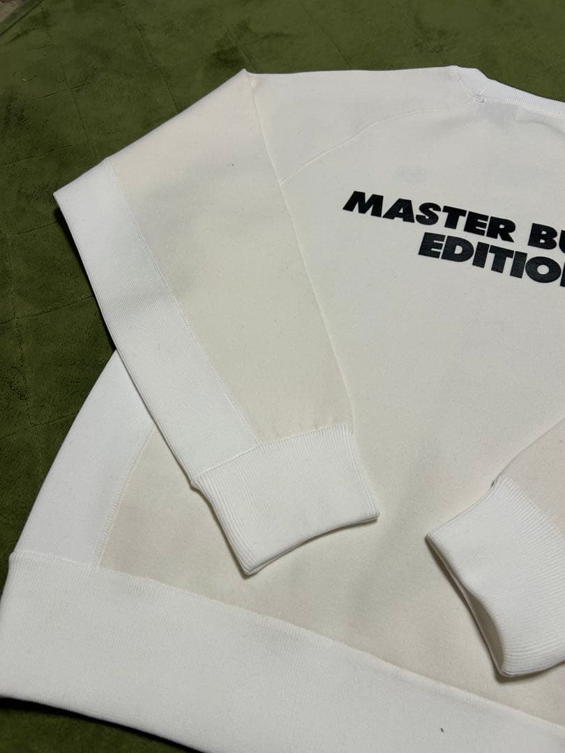 MASTER BUNNY EDITION ホワイトセーター　新品