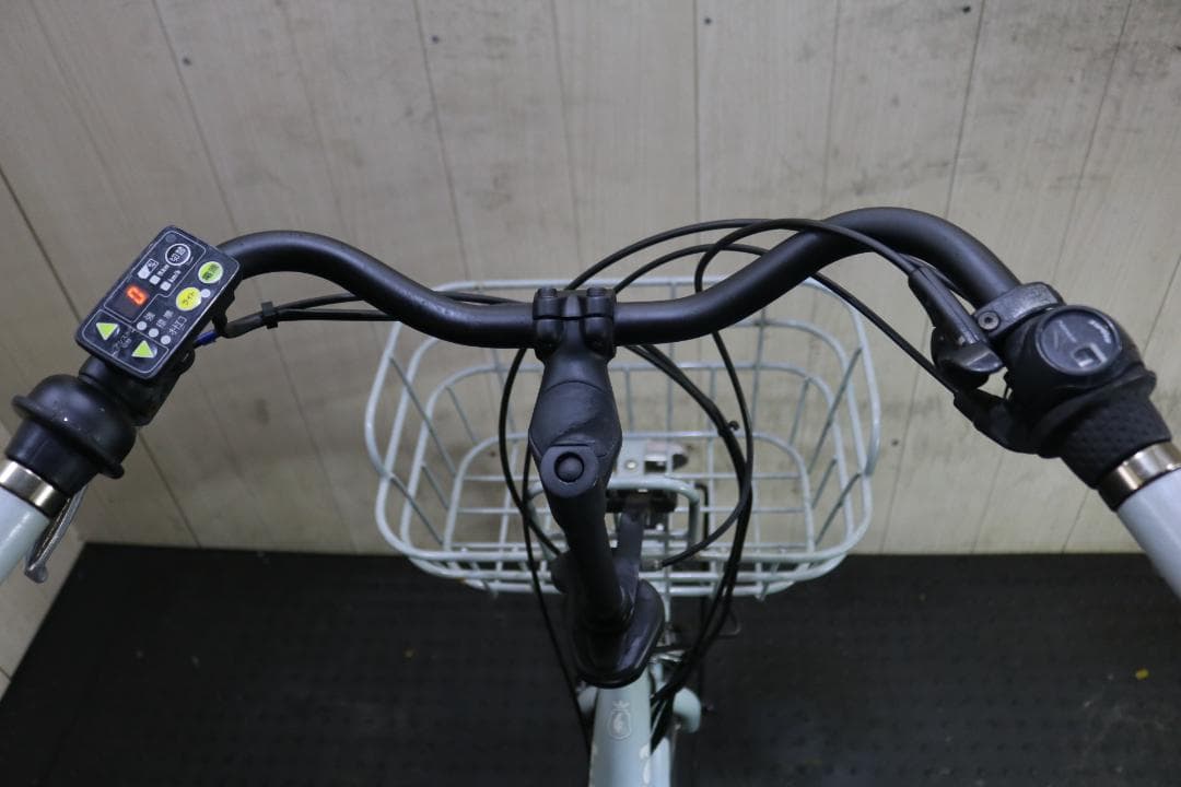 ブリヂストン bikke 2 e BK0C85 20型8.7AH3段 LED電動