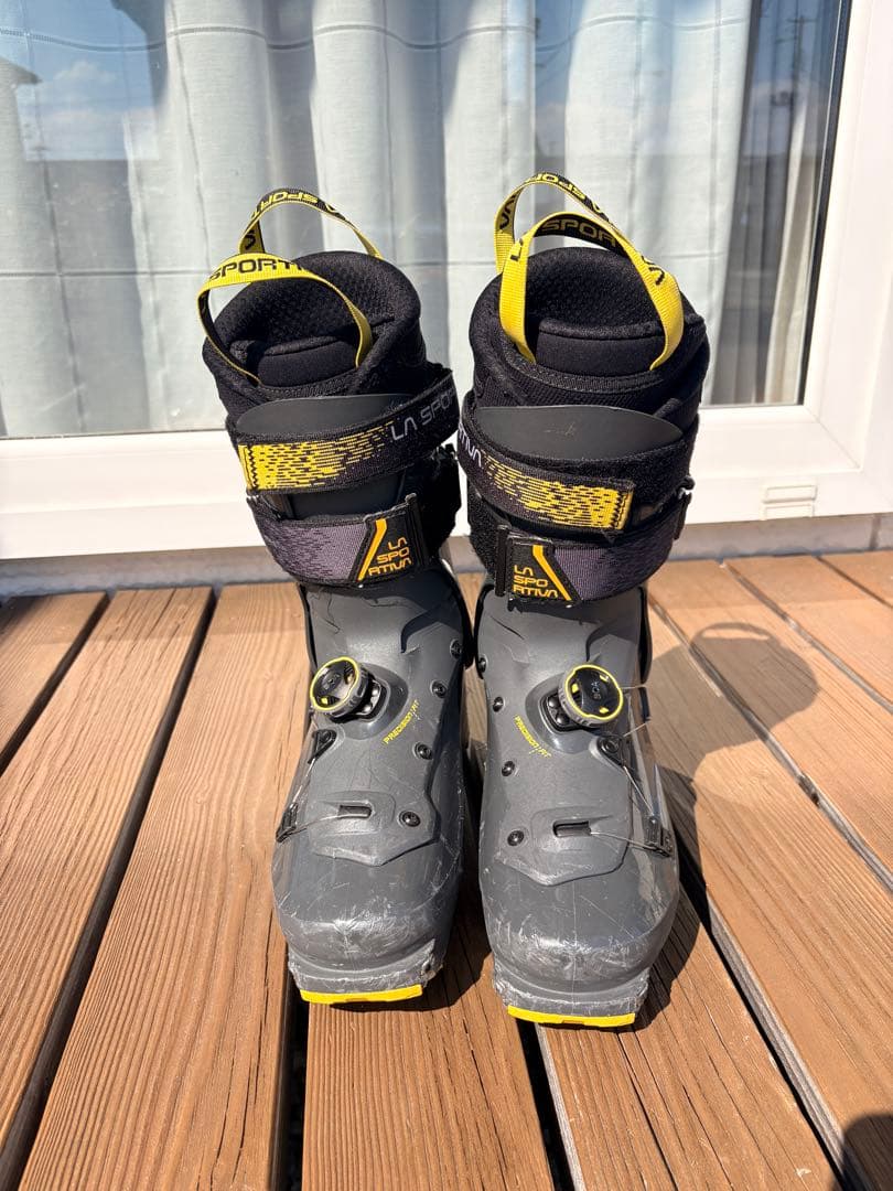 La Sportiva solarⅡ スキーブーツ