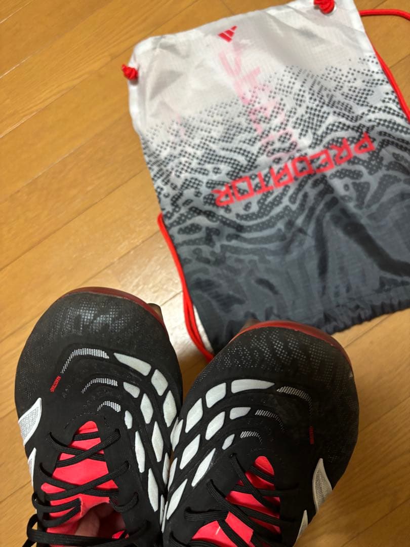 adidas サッカーシューズ・スパイク プレデターHG AG