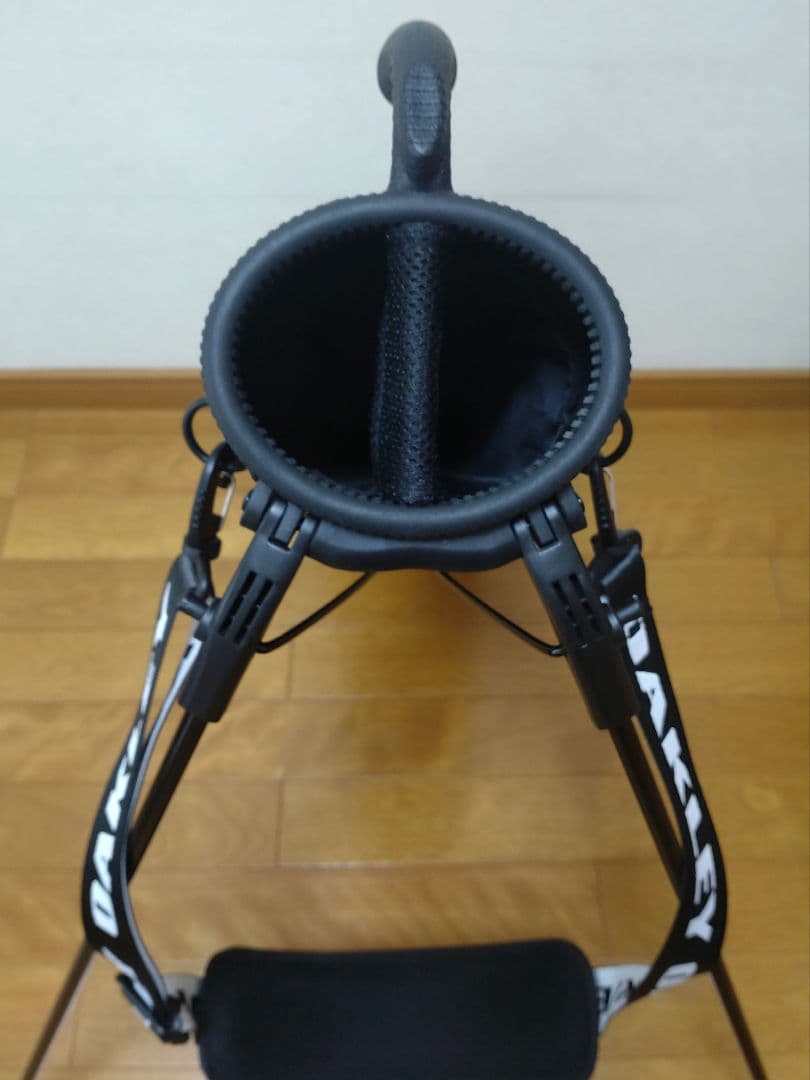 【超美品】OAKLEY セルフスタンドバッグ クラブケース ブラック
