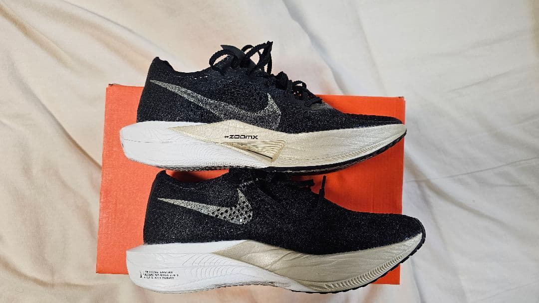 Nike ヴェイパーフライ３　26.0cm