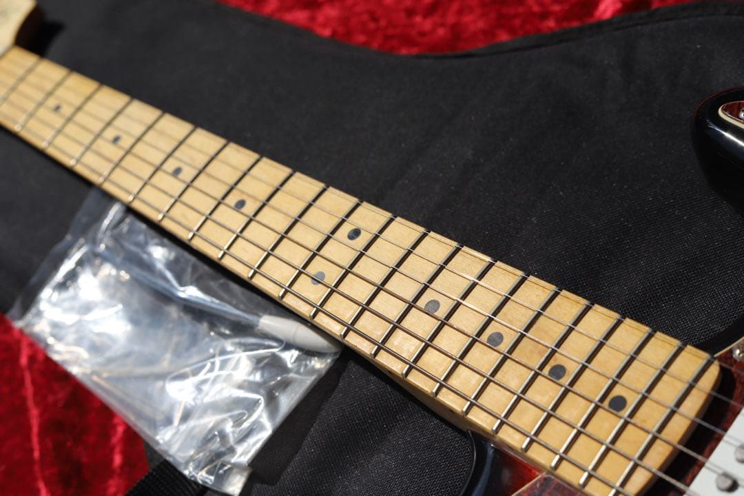 極美品 メンテ済 Squier Standard STRATOCASTER
