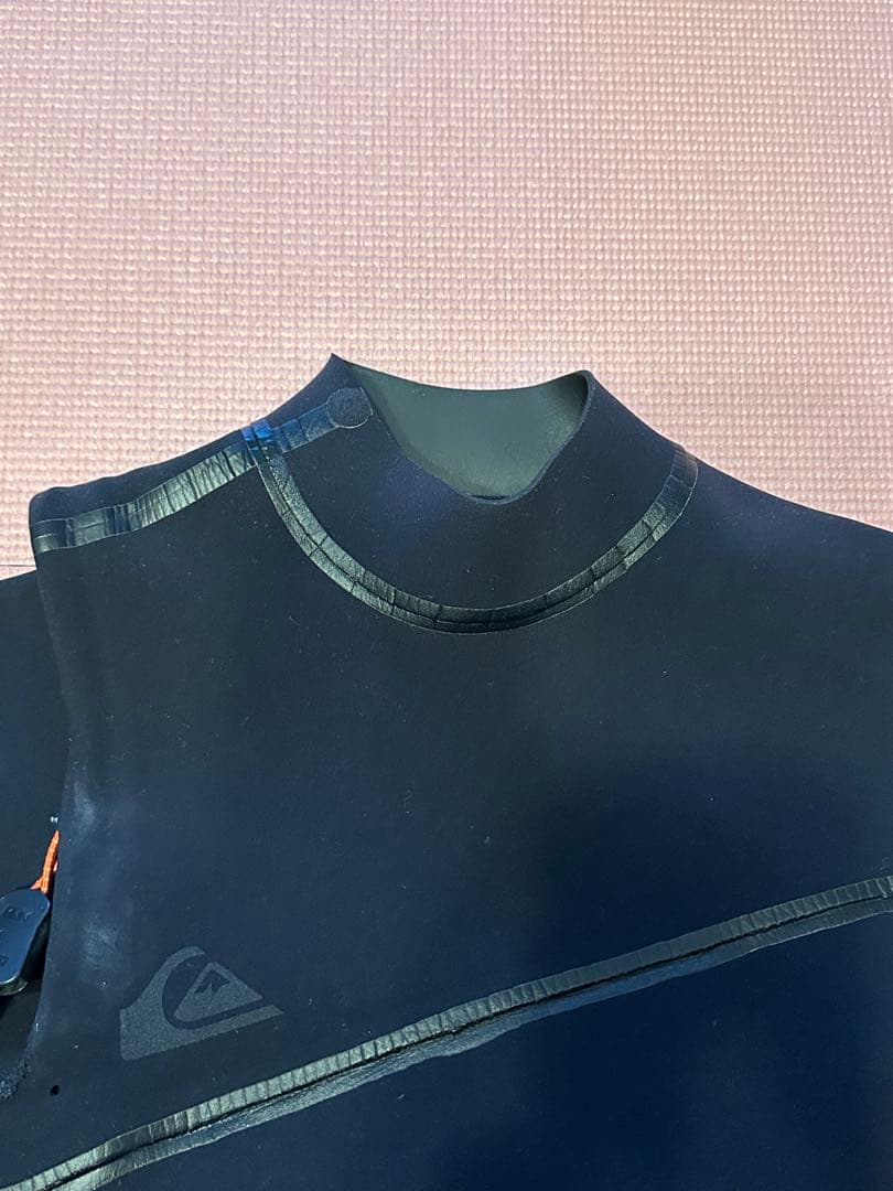 冬の特価！QUIKSILVER 1ミリフルスーツ ハイラインプロ　Lサイズ