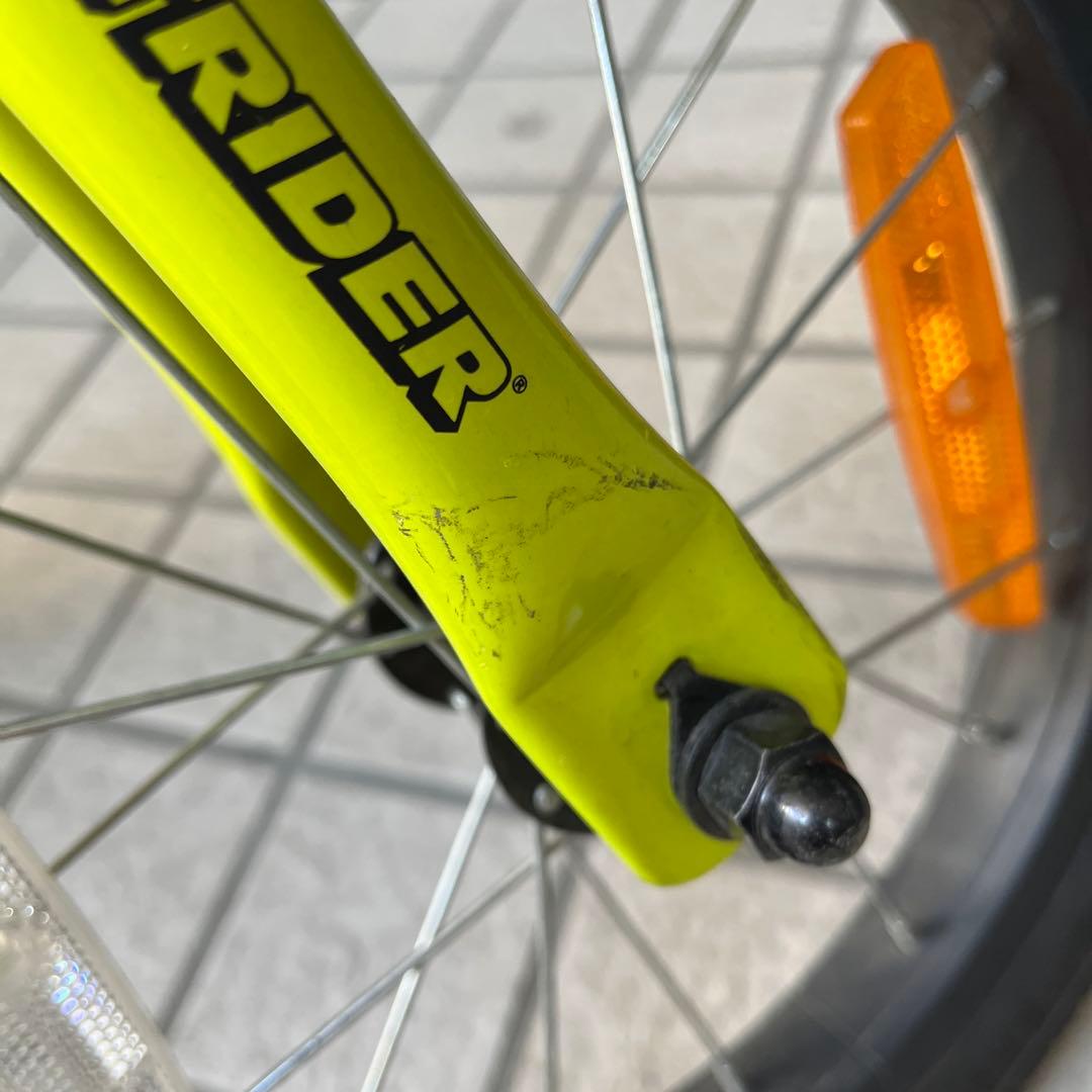 STRIDER14エックス　イエロー　スタンド付き