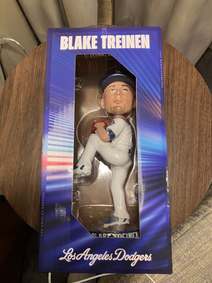 《現地限定》ドジャース　dodgers　ブレイク・トライネン　ボブルヘッド