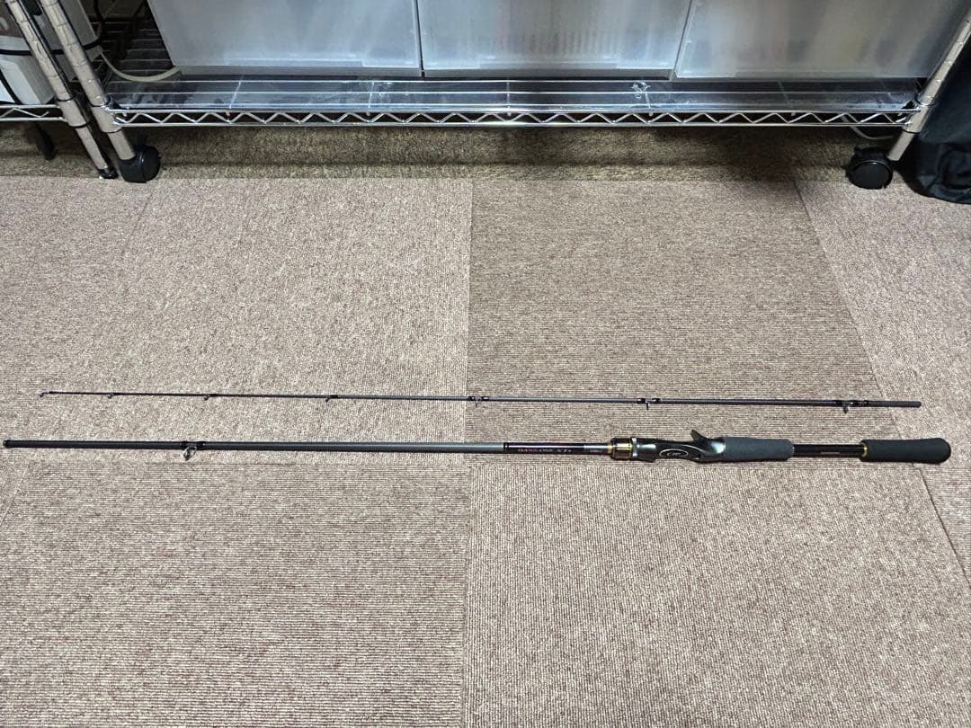 【未使用品】　シマノ BASS ONE XT+ 1610M-2 ロッドケース