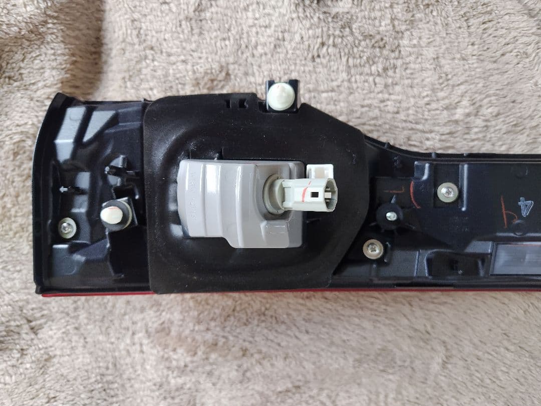 ヴェゼル 純正 LED テールランプ 左右 セット 前期 RV5 RV6