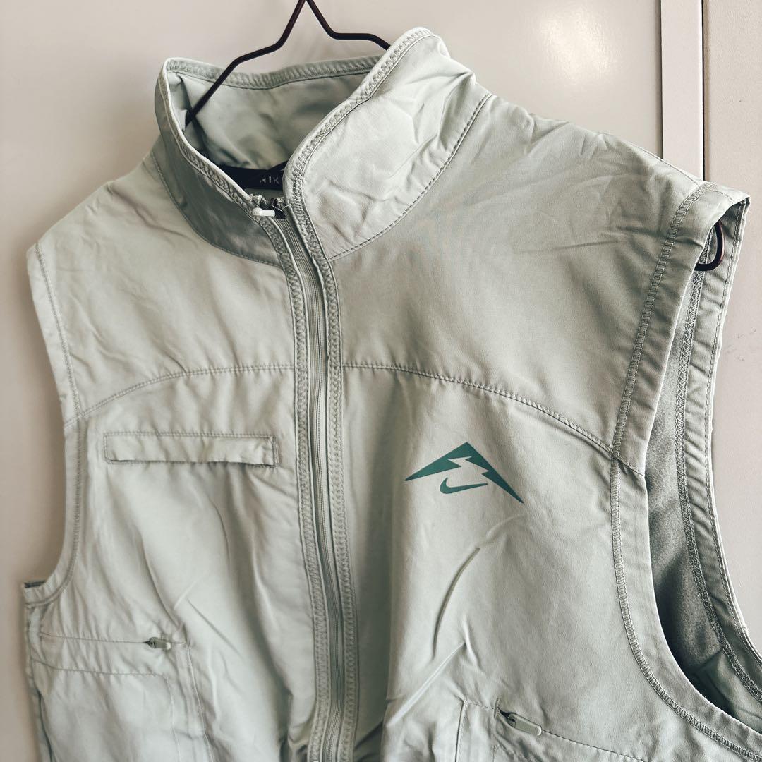【新品】ナイキ ベスト トレイル レペル ランニングベスト 撥水 L