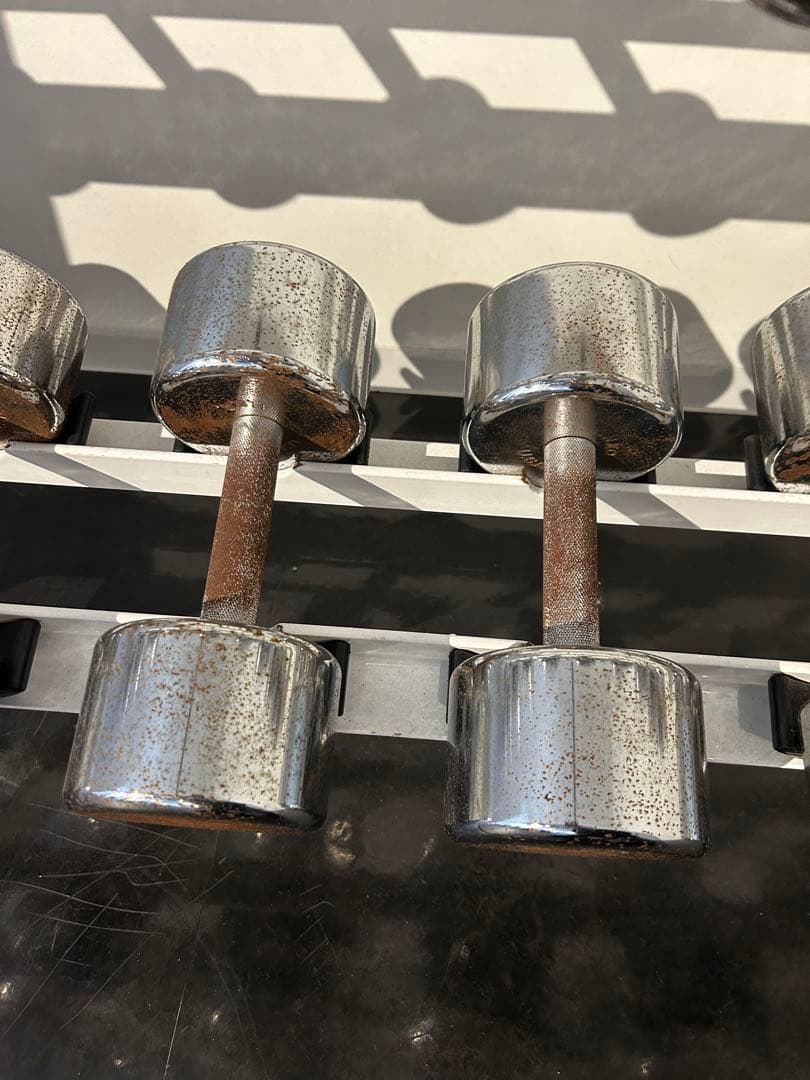 IVANKO ダンベル　1-20kg 15組　ダンベルラック付き