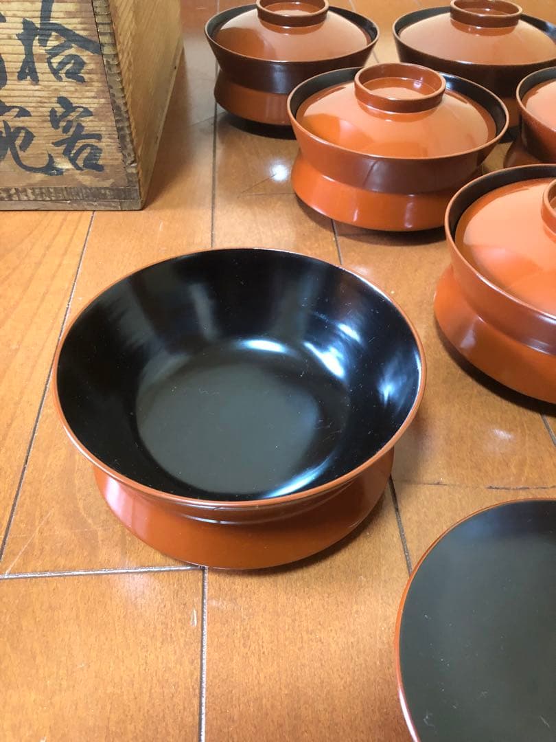 輪島塗　煮物椀　臼型