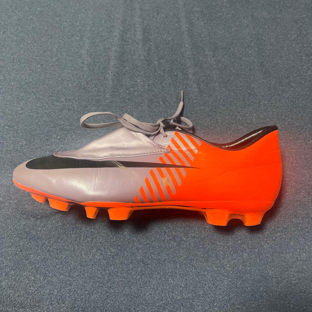 Nike サッカーシューズ スパイク グレー/オレンジ