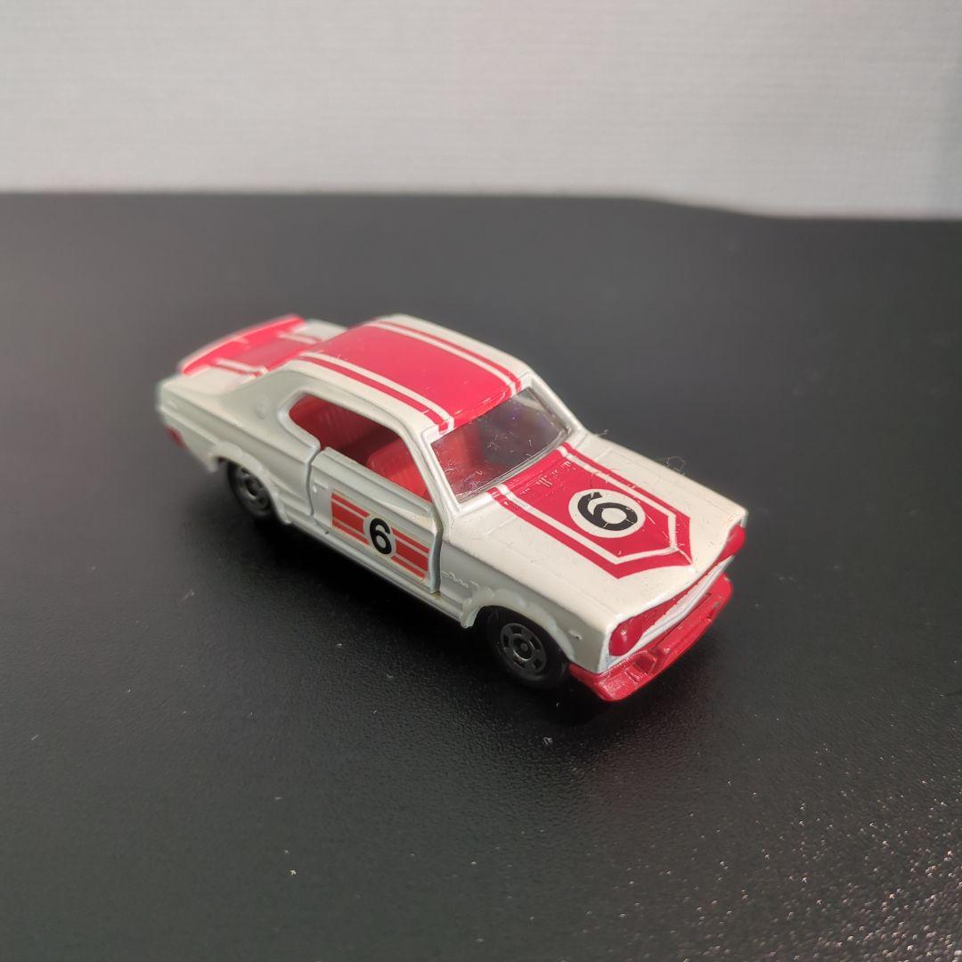 トミカ NISSAN スカイラインHT2000GTRレーシング