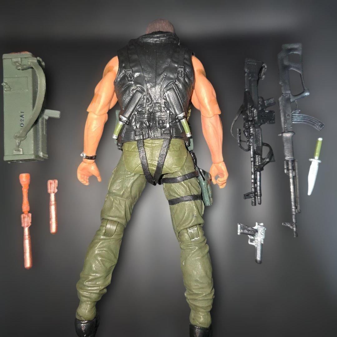ＮＥＣＡ　コマンドー　30周年記念　シュワルツェ•ネッガー　アクションフィギュア