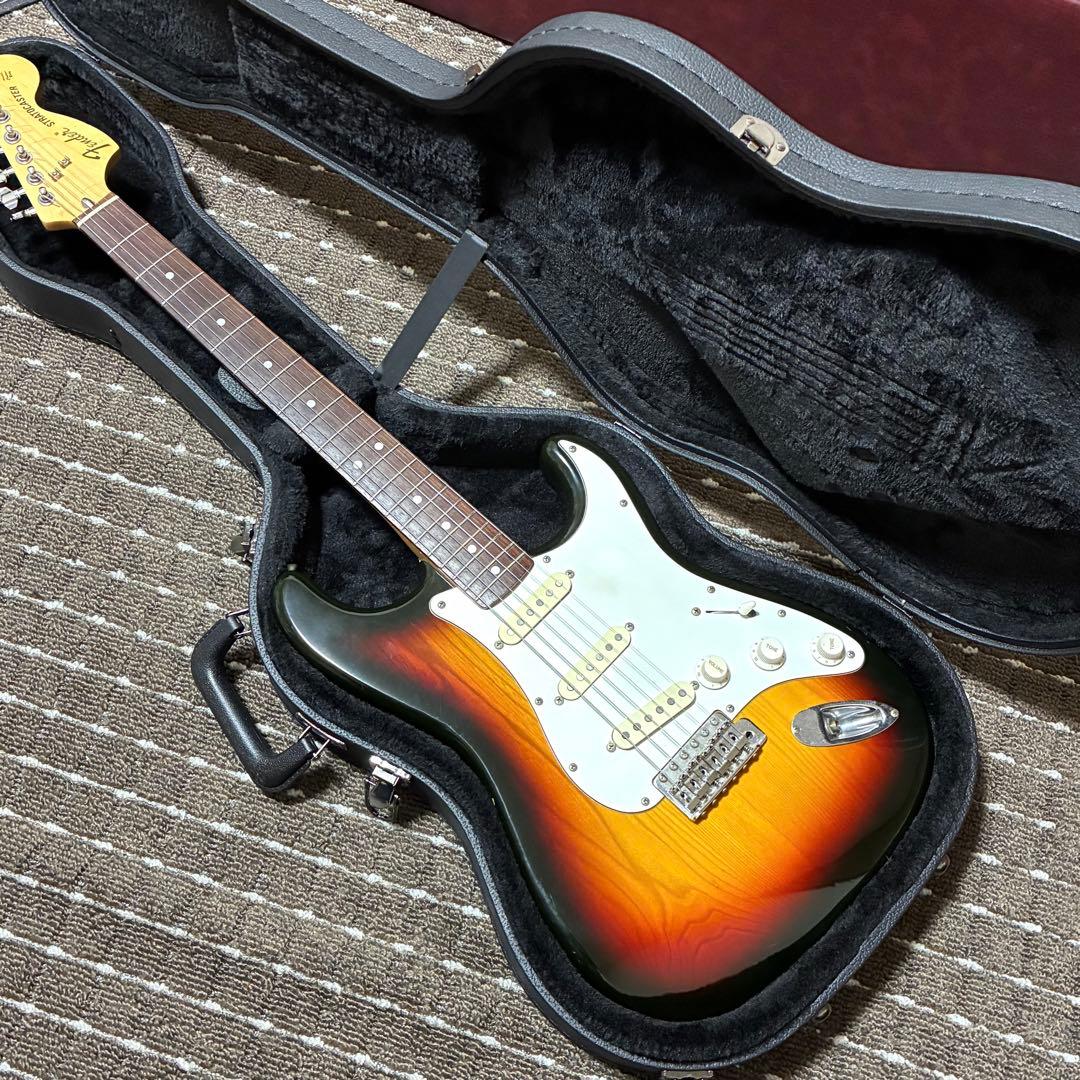 Fender Japan ST72 3-Tone Sunburst フジゲン