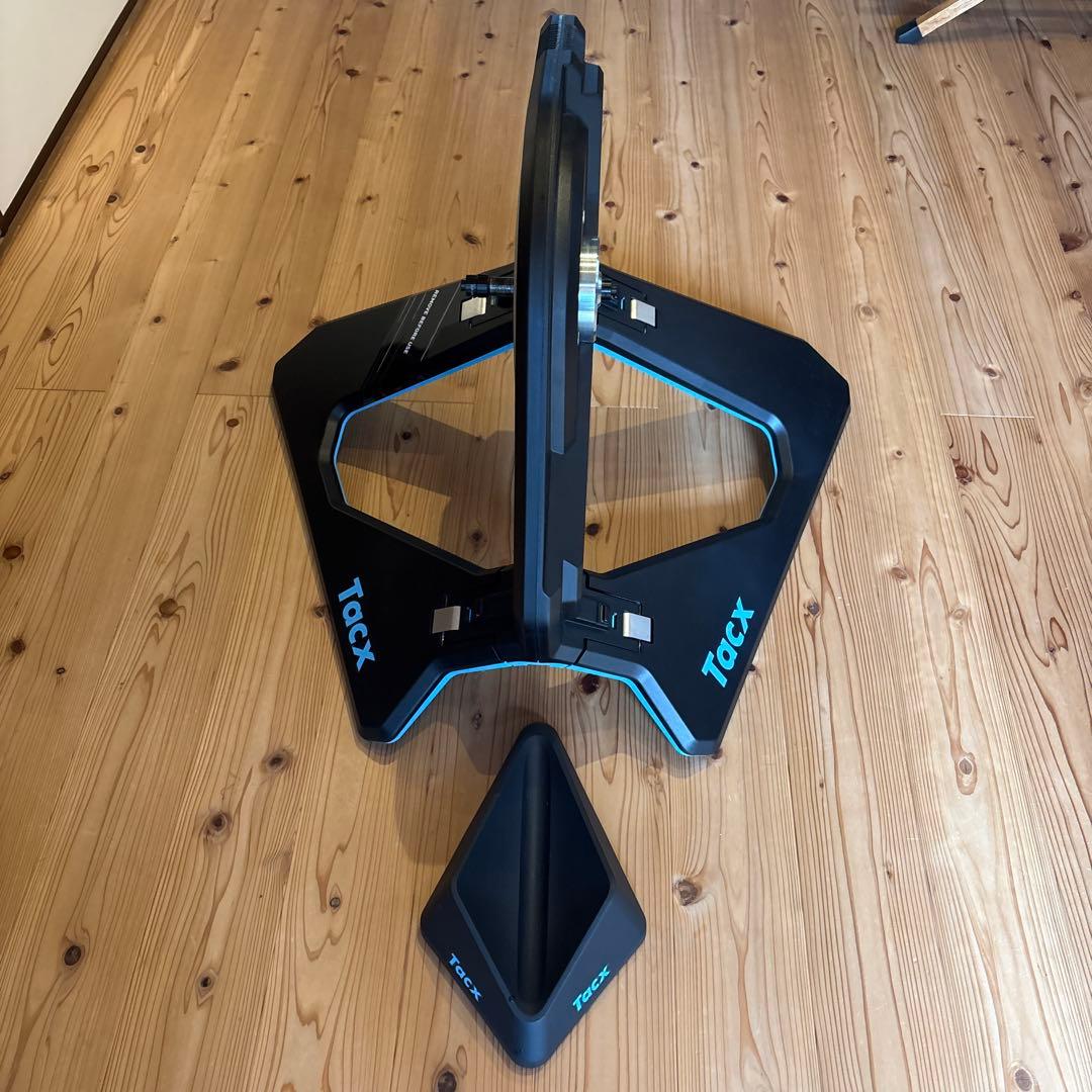 Tacx neo2Tsmartローラー台