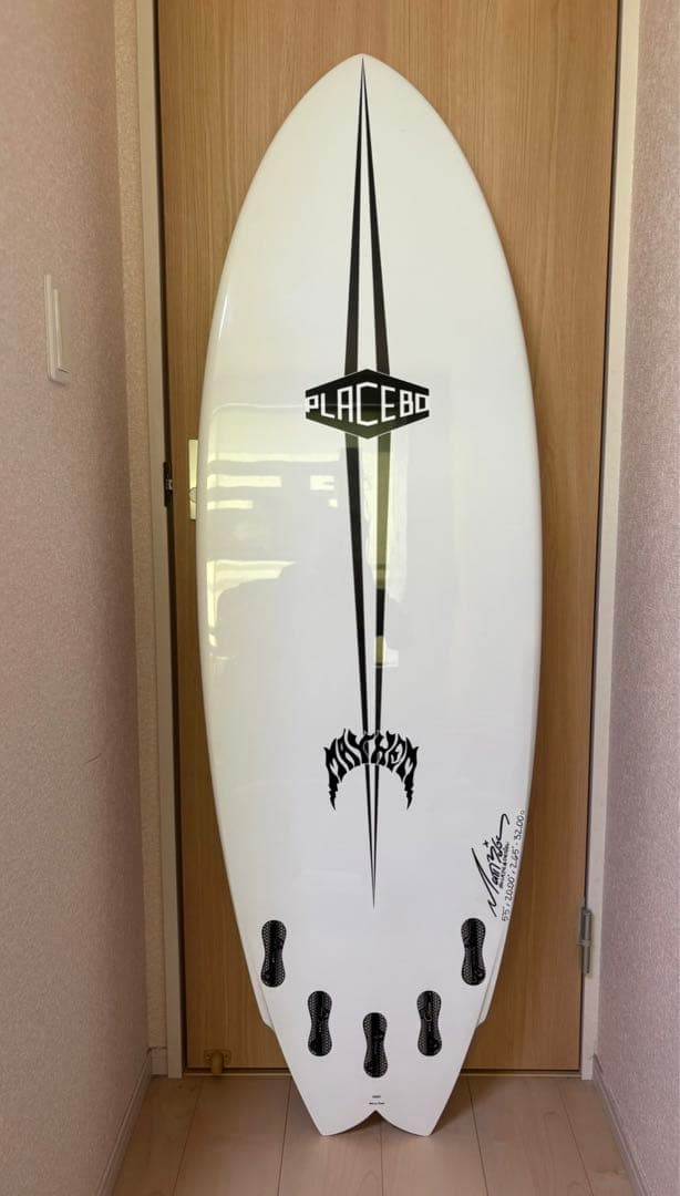程度極上！！ PLACEBO ショートボード 5'5\" 32.00 CL