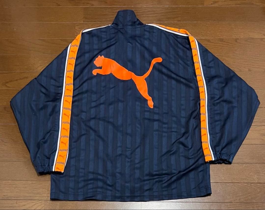 大きいサイズPUMA プージャ　セットアップ上下　刺繍ロゴ　ネイビーオレンジ　Ｏ