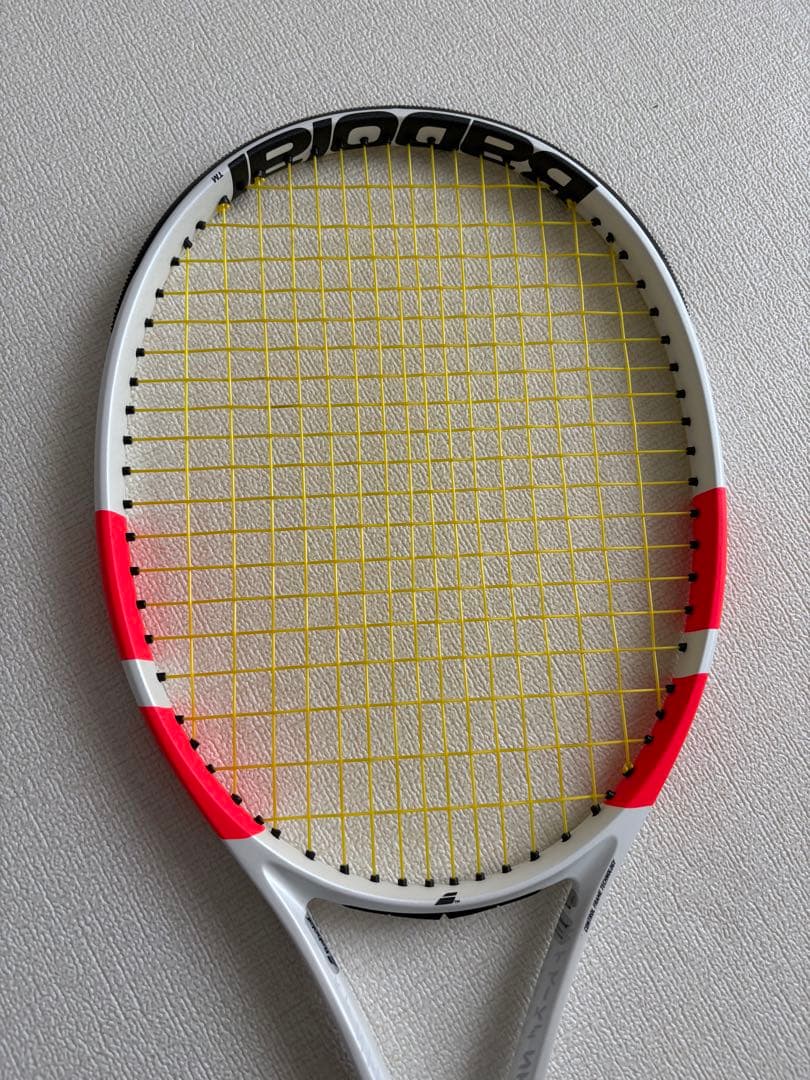 Babolat ピュアストライク100 300g G2 16×19