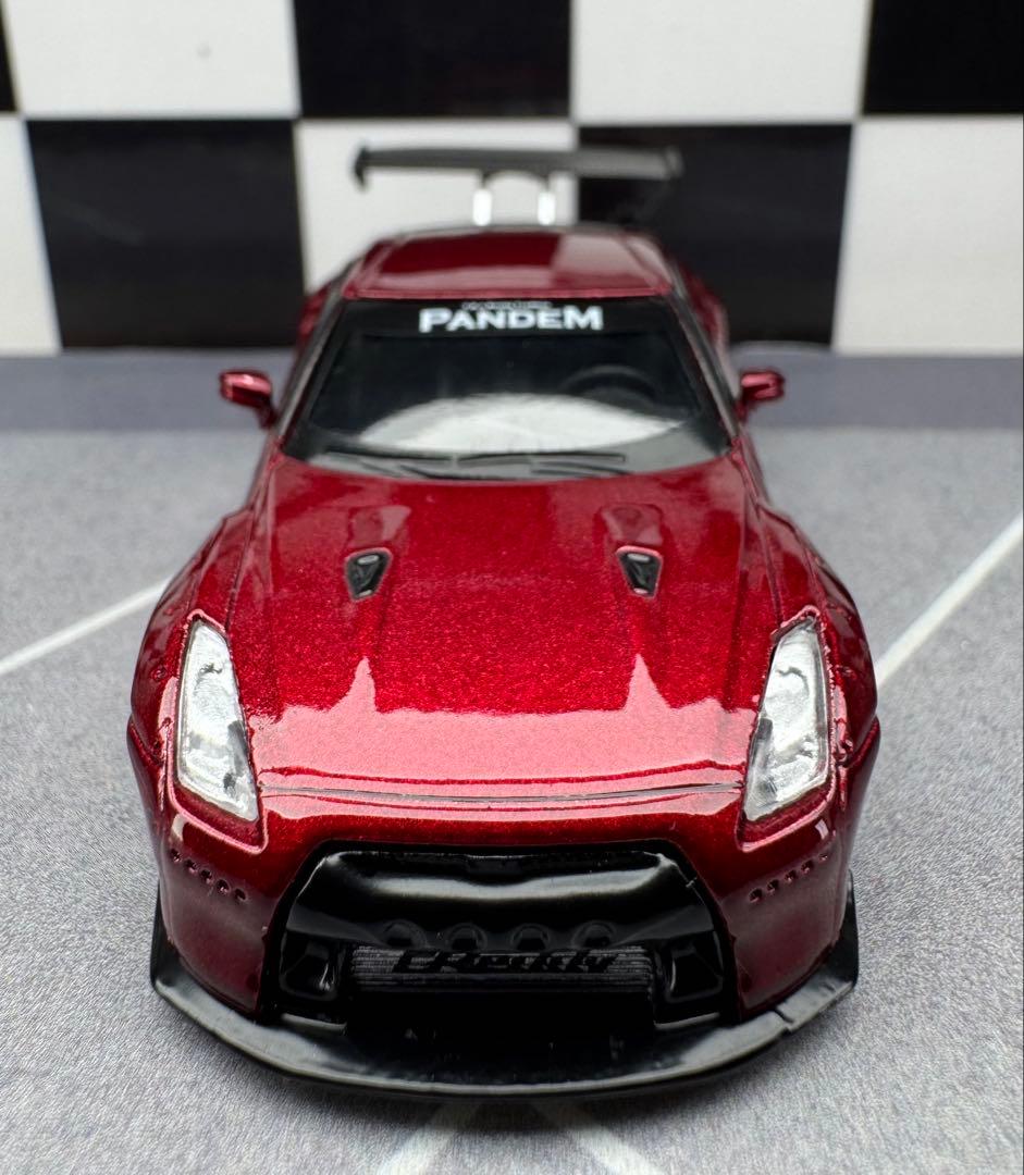 ミニカー MINI GT Pandem Nissan GT-R Lava Red