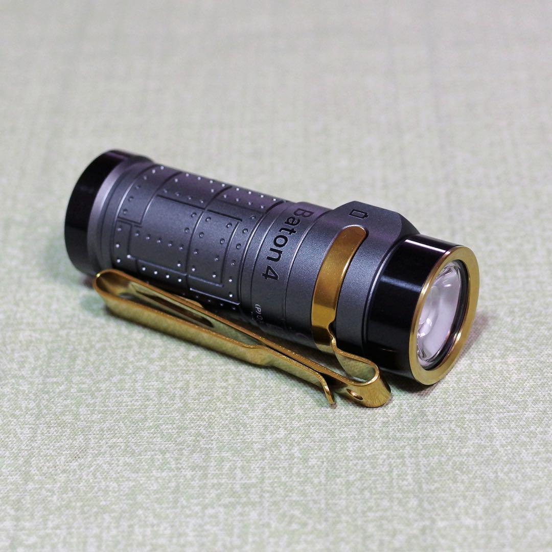 OLIGHT BATON4 Premium Editionお得/おまけ付き