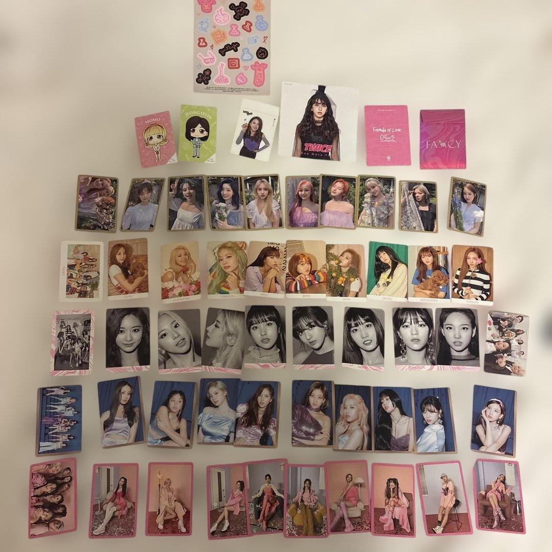 TWICE トレカ　缶バッチ　まとめ売り