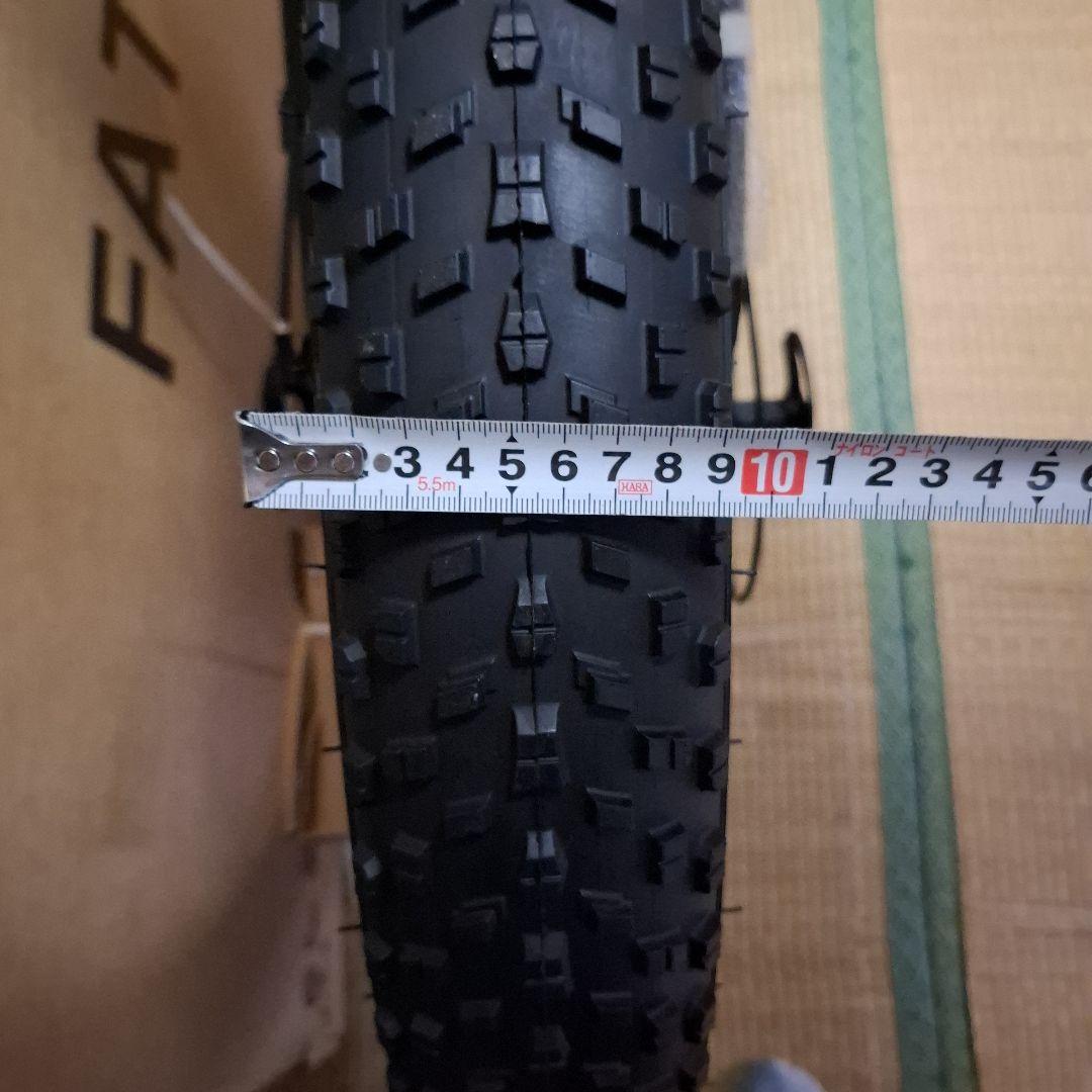 Keiです。CAPTAIN STAG　ファットバイク　26インチ　８段変速