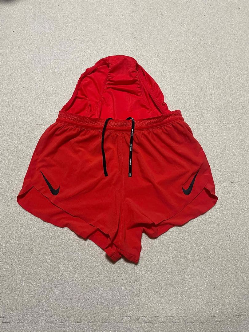 【新品未使用】NIKE エアロスイフト　Mサイズ