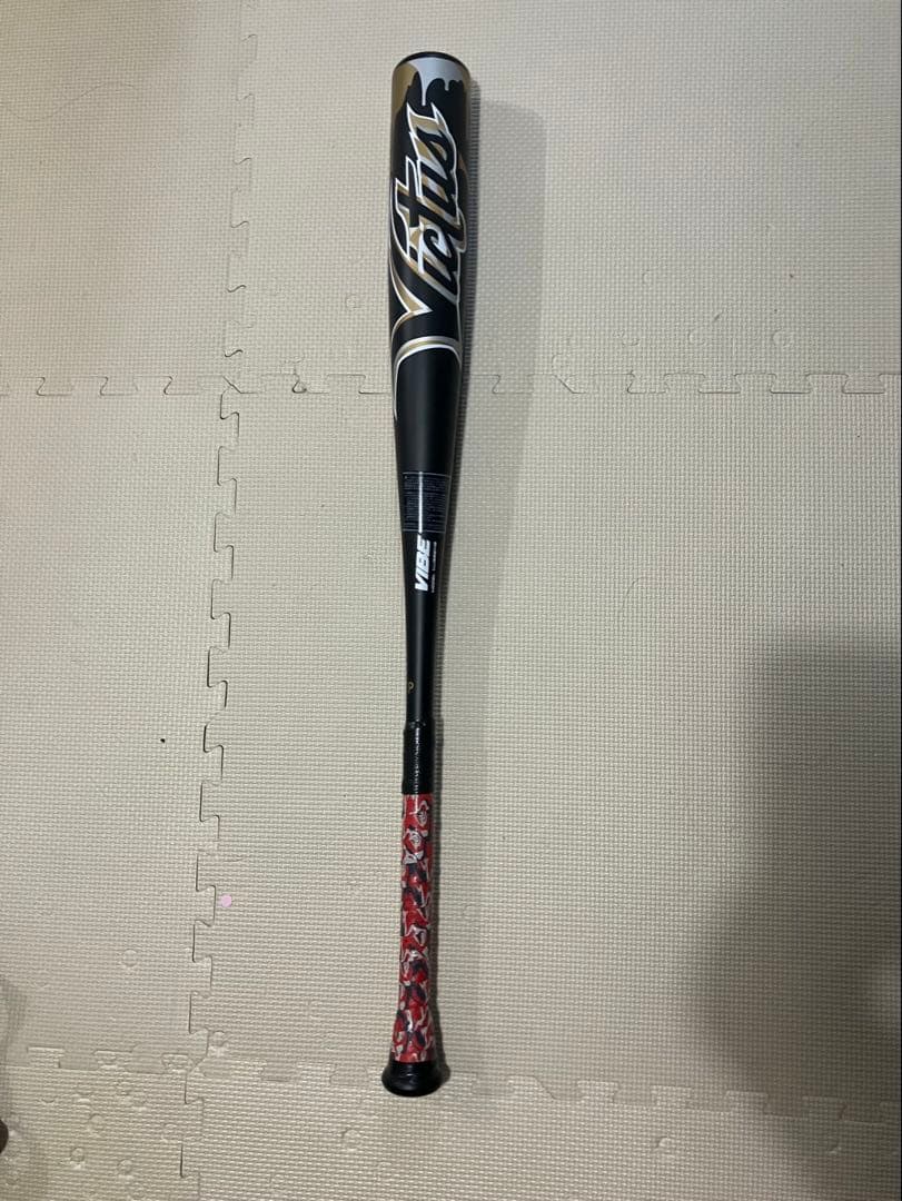 VITUS VIBE 軟式バット 黒/赤