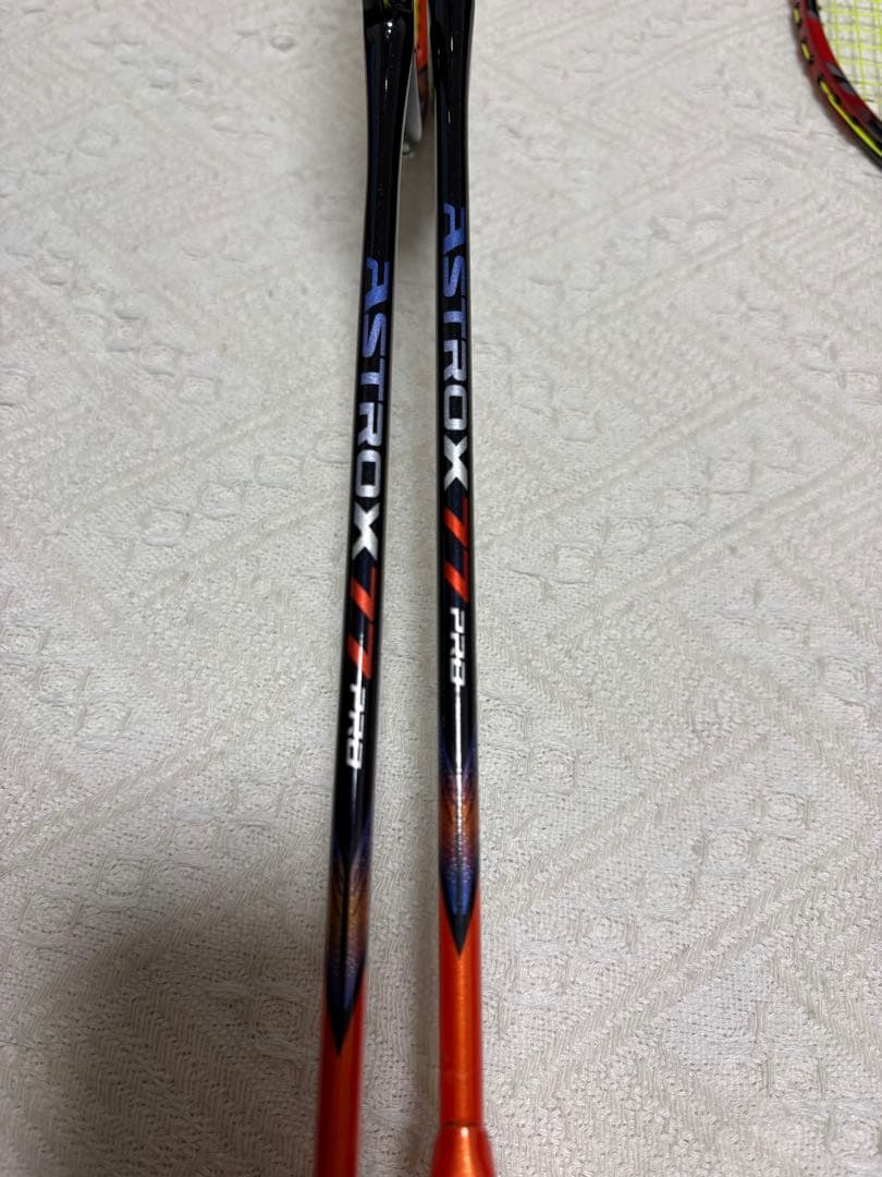 YONEX バドミントンラケット 3本　まとめ売り （美品・お得・早い者勝ち）